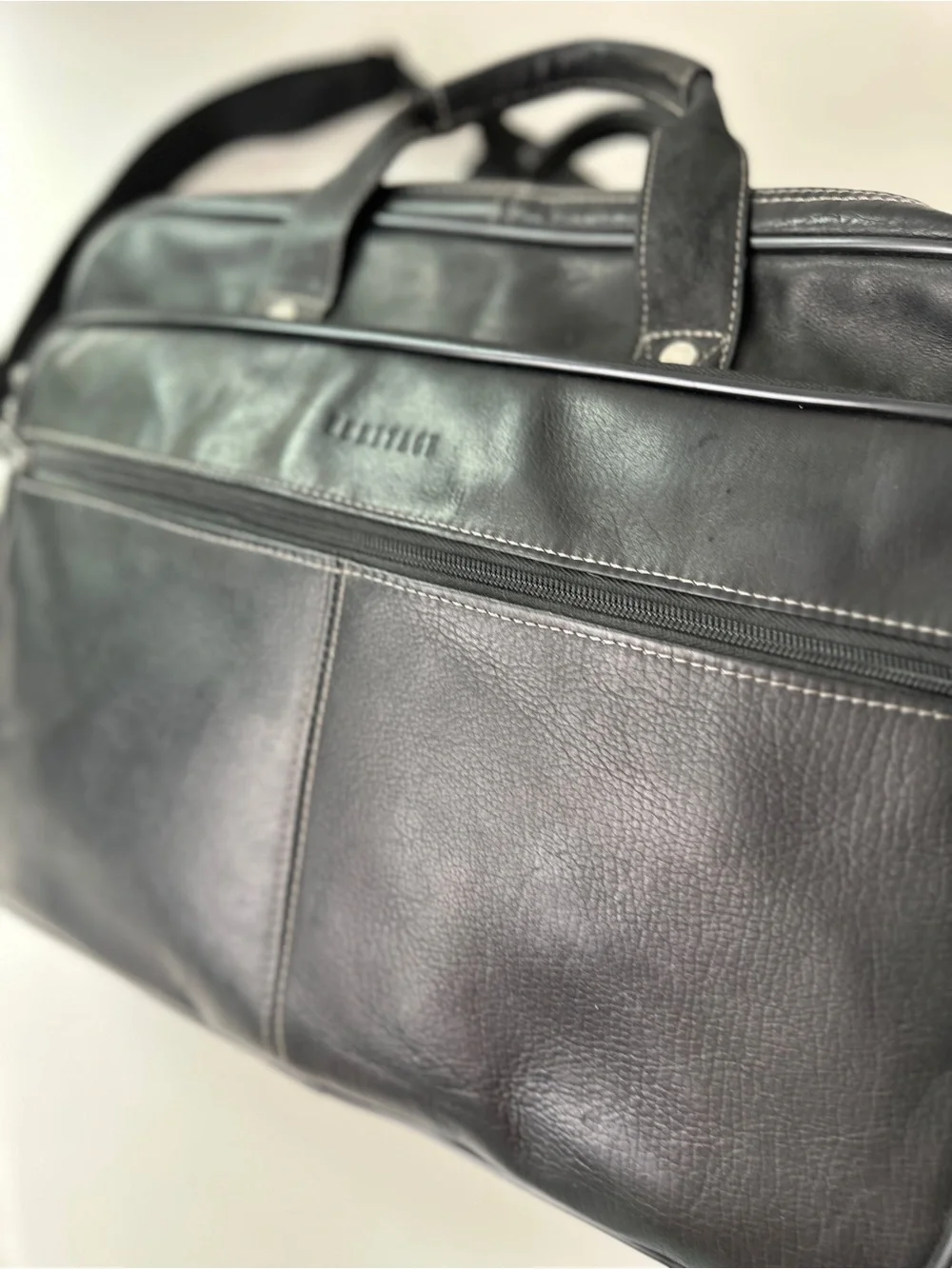 Kenneth Cole Classic Genuine Leather Briefcase Laptop Messenger Bag Black